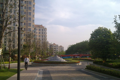 �Ͼ��RȺС�^(q��)